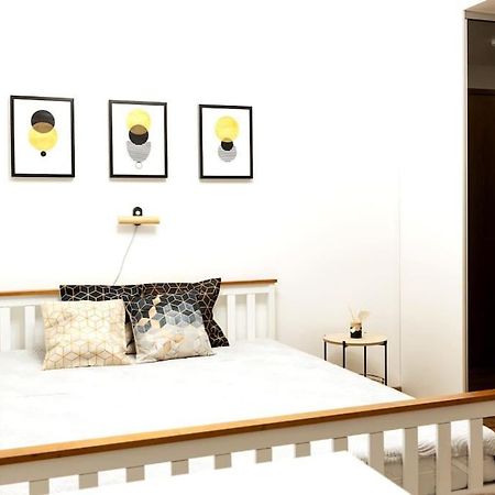 Modern & Cozy Place In The Very Heart Of Ταλίν Εξωτερικό φωτογραφία