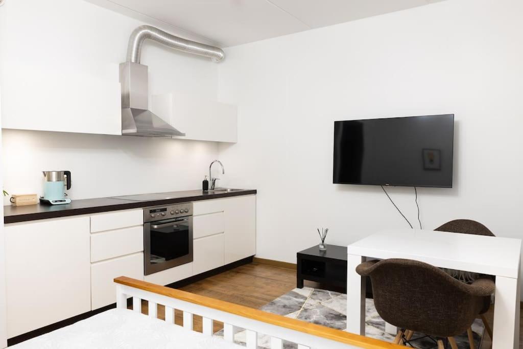 Modern & Cozy Place In The Very Heart Of Ταλίν Εξωτερικό φωτογραφία